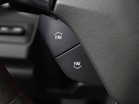 Used 2021 Chevrolet Camaro ZL1 image 42