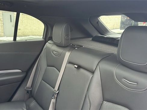 Used 2024 Cadillac XT4 Premium Luxury image 31