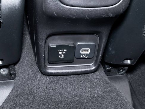 Used 2019 Jeep Compass Limited AWD/4WD image 21