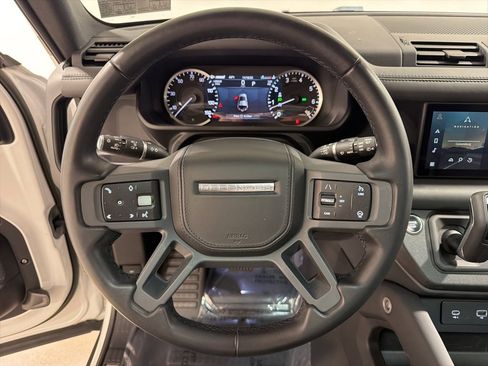 Used 2023 Land Rover Defender 110 X-Dynamic SE image 14
