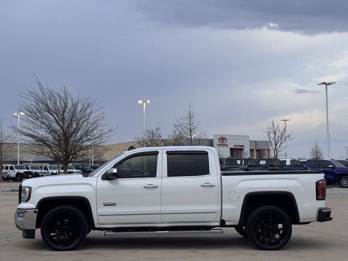 Used 2018 GMC Sierra 1500 SLT w/ Texas SLT Premium Package RWD image 3