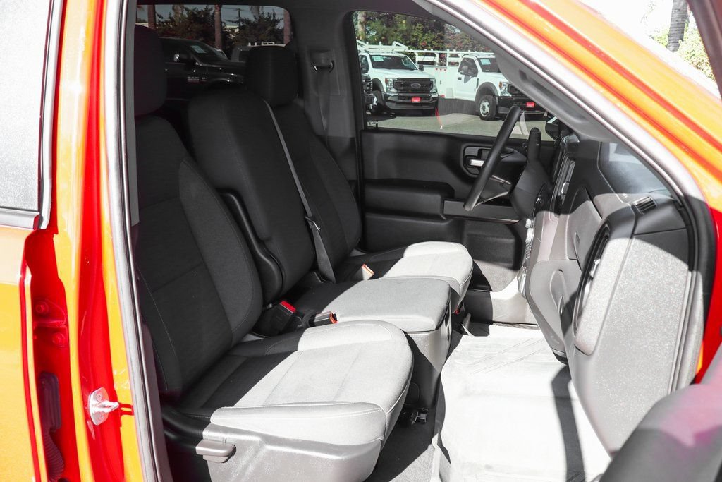 Used 2023 Chevrolet Silverado 1500 Custom AWD/4WD image 40
