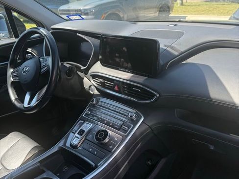 Used 2021 Hyundai Santa Fe SEL Premium image 3