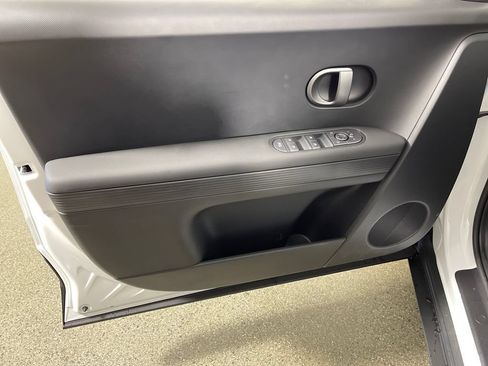 New 2026 Hyundai Ioniq 5 SEL RWD image 19