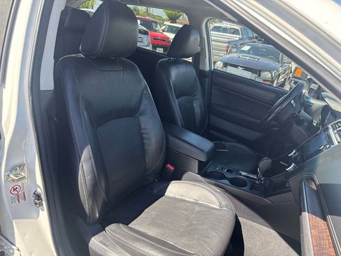 Used 2019 Subaru Outback 3.6R Limited image 18