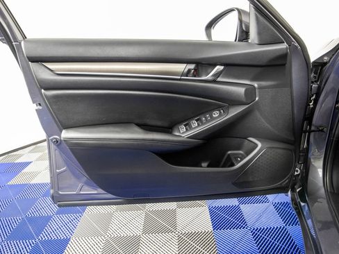 Used 2020 Honda Accord LX image 13