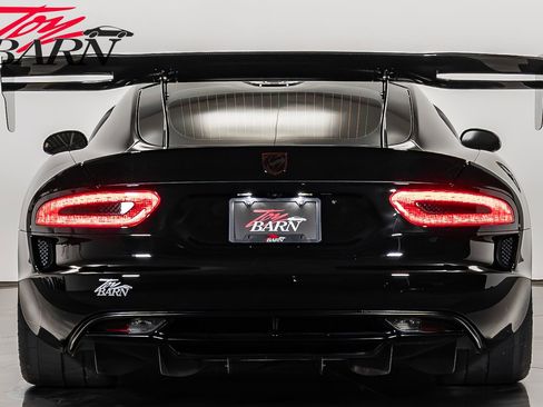Used 2017 Dodge Viper GTC w/ ACR Package image 4