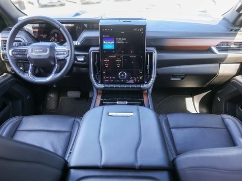 Used 2025 GMC Yukon Denali image 25