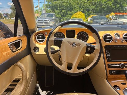 Used 2011 Bentley Flying Spur Flying Spur AWD/4WD image 12