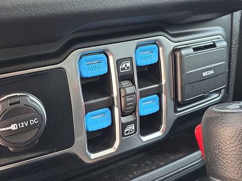 Used 2024 Jeep Wrangler Sahara 4xe image 18