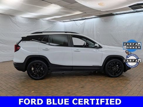 Used 2022 GMC Terrain SLE w/ Driver Convenience Package image 8