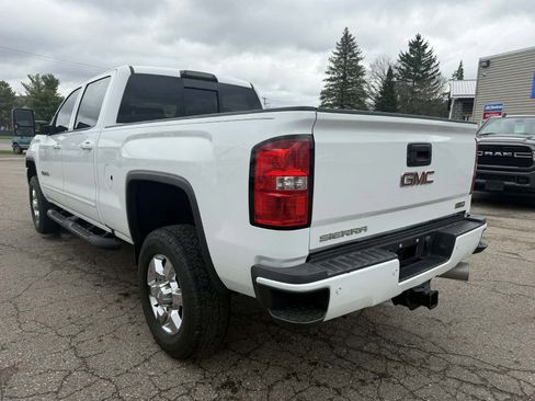 Used 2018 GMC Sierra 2500 SLT w/ Duramax Plus Package image 8