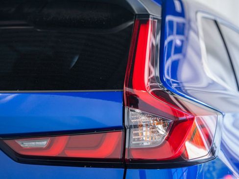 Used 2023 Honda CR-V EX image 6