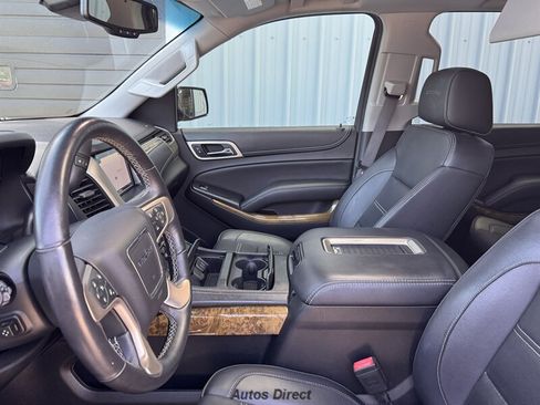 Used 2017 GMC Yukon Denali w/ Open Road Package RWD image 30
