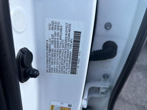 Used 2022 Honda Pilot TrailSport image 23