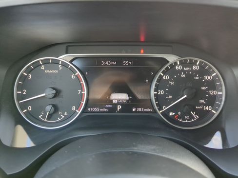 Used 2024 Nissan Rogue SV image 17