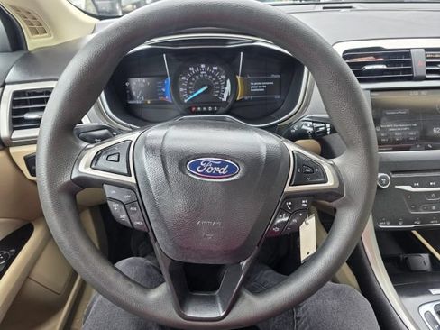 Used 2014 Ford Fusion SE FWD image 15