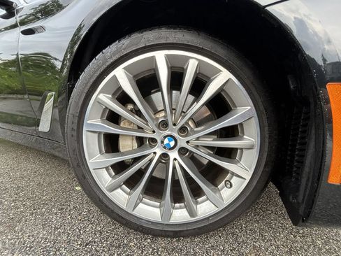 Used 2023 BMW 530i xDrive w/ Premium Package AWD/4WD image 19