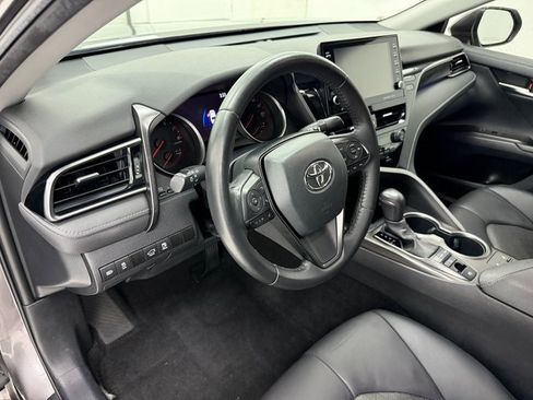 Used 2023 Toyota Camry XSE image 8