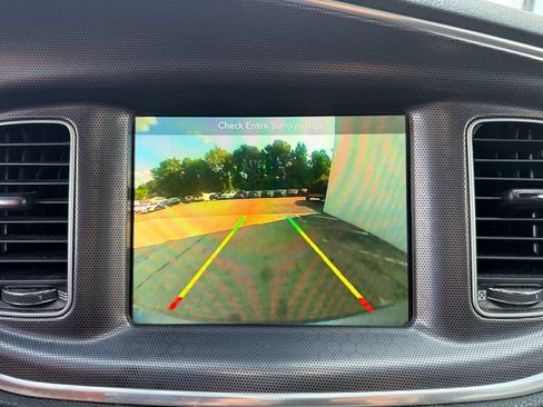 Used 2017 Dodge Charger SXT w/ Driver Confidence Group AWD/4WD image 20