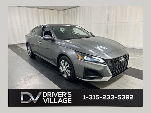 Used 2023 Nissan Altima 2.5 S FWD image 1