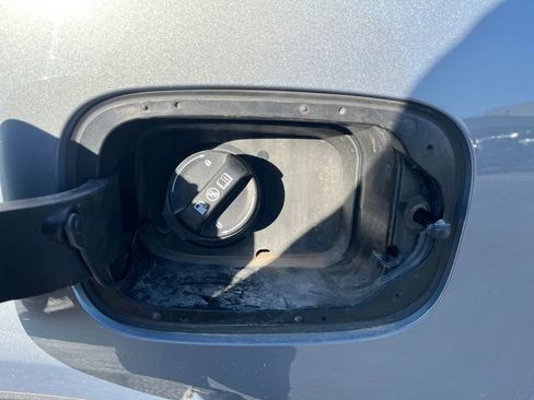 Used 2025 Kia Sorento EX image 15