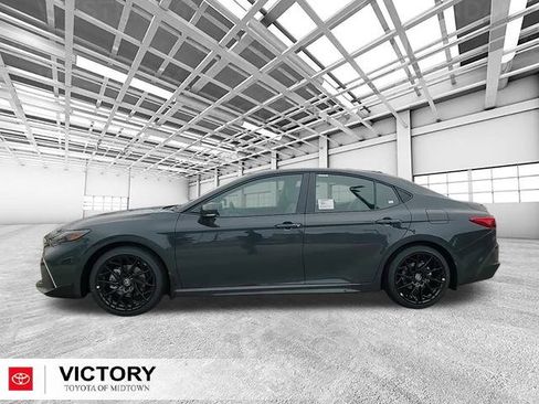Used 2026 Toyota Camry SE image 6