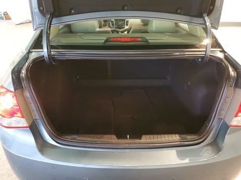 Used 2012 Chevrolet Cruze LT w/ All-Star Edition FWD image 6