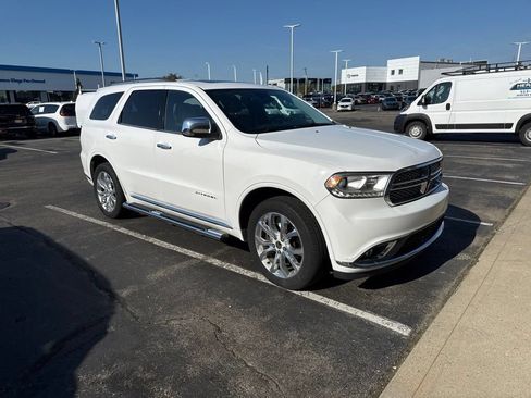 Used 2016 Dodge Durango Citadel w/ Premium Entertainment Group AWD/4WD image 3