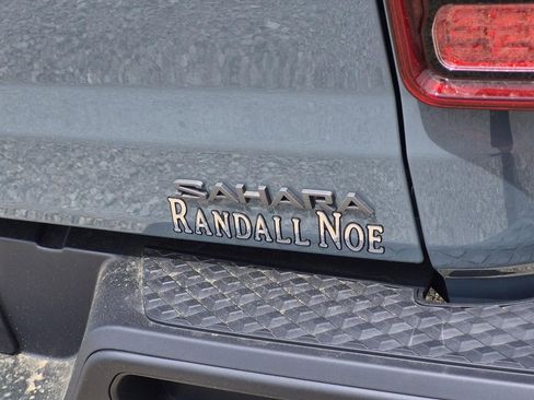 New 2026 Jeep Gladiator Sport image 7