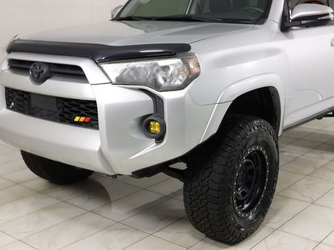Used 2021 Toyota 4Runner SR5 Premium AWD/4WD image 44