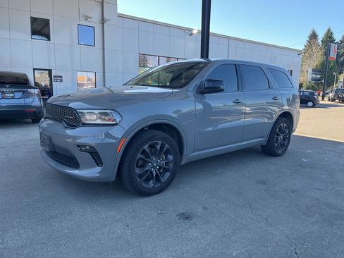Used 2022 Dodge Durango SXT w/ Blacktop Package image 3