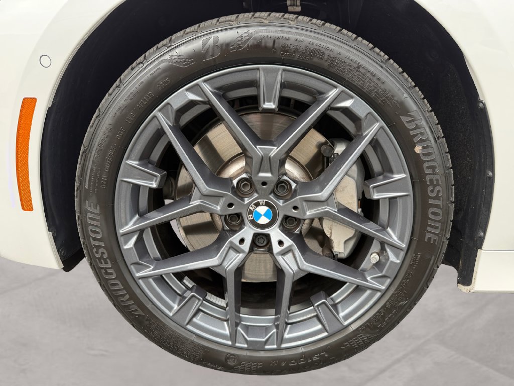 Certified 2026 BMW 330i xDrive Sedan w/ Premium Package AWD/4WD image 14