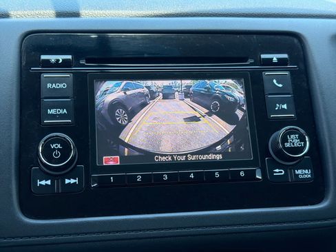 Used 2019 Honda HR-V LX image 29