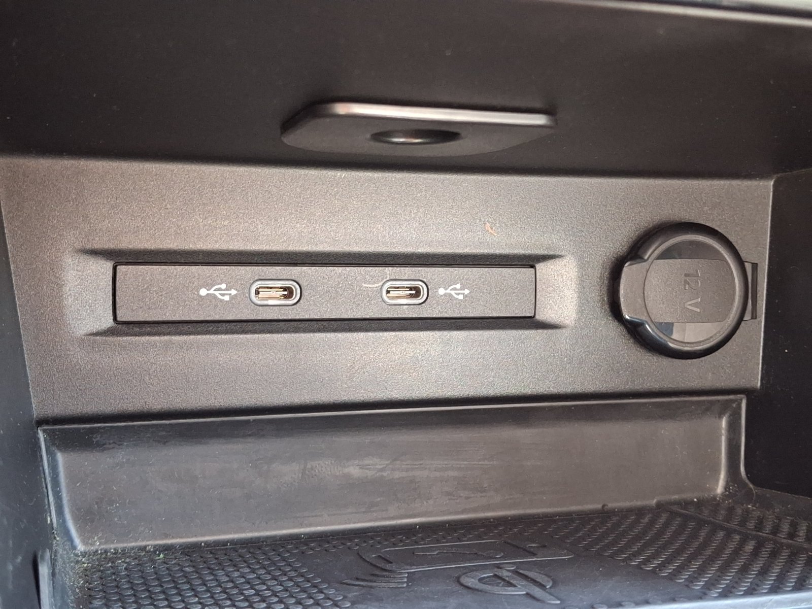 Certified 2024 Volkswagen Taos SE AWD/4WD image 25