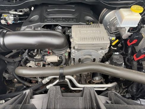 Used 2021 RAM 1500 Laramie image 29