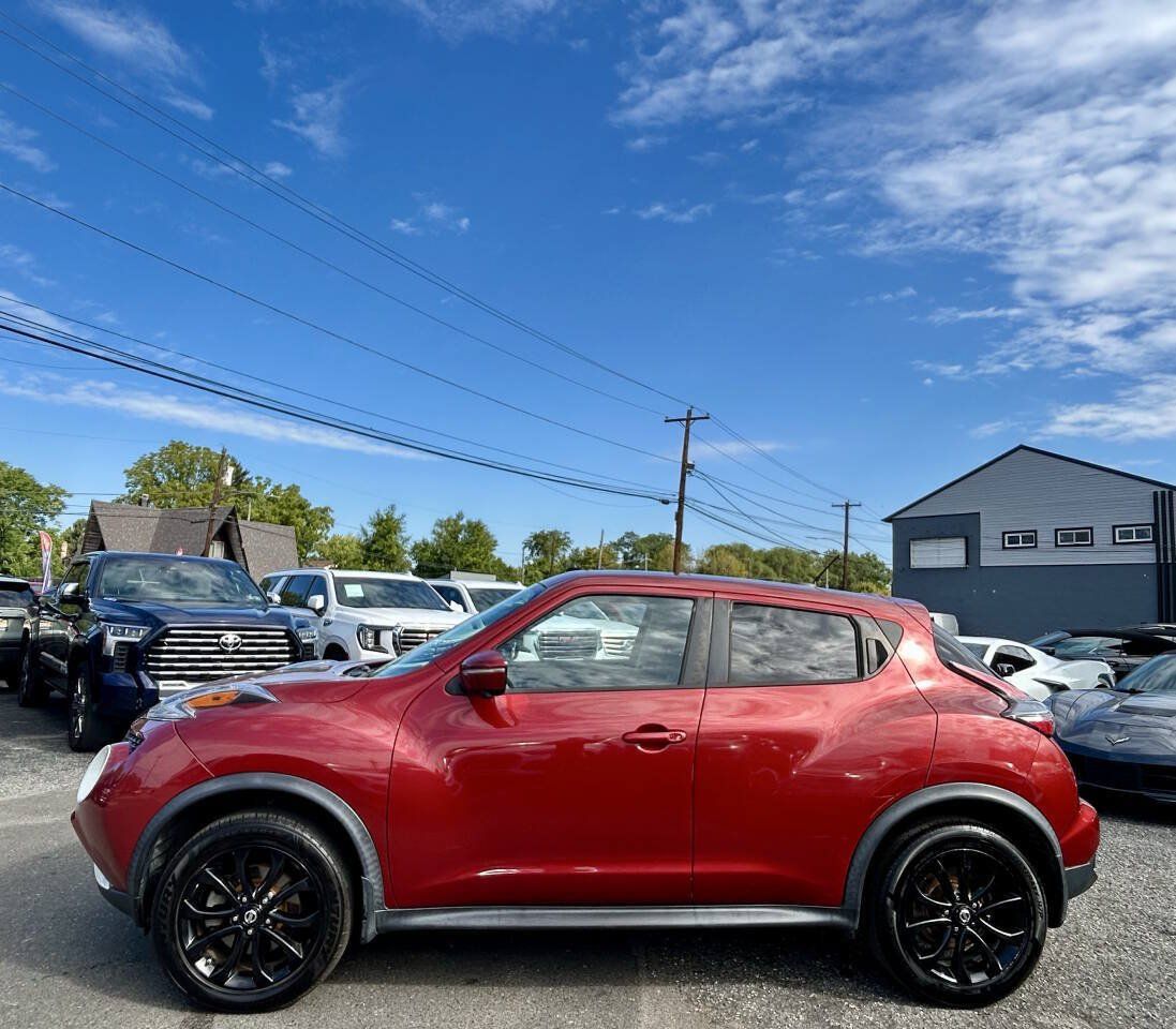 Used 2017 Nissan Juke SL FWD image 2