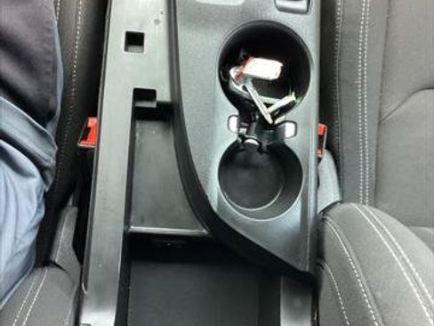 Used 2023 Chevrolet Camaro LT RWD image 17