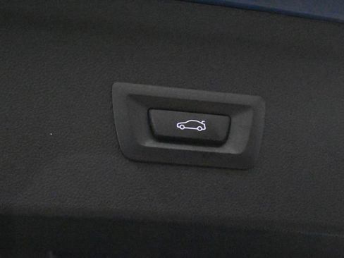 Used 2026 BMW iX xDrive45 image 36