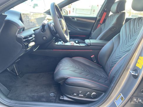 Used 2025 Genesis G80 2.5T Sport Prestige image 16