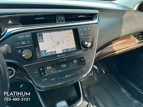 Used 2013 Toyota Avalon Limited image 12