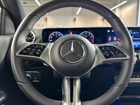 Certified 2026 Mercedes-Benz GLA 250 4MATIC image 30