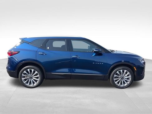 Used 2022 Chevrolet Blazer Premier w/ Enhanced Convenience Package AWD/4WD image 9
