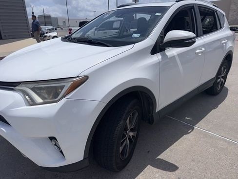 Used 2017 Toyota RAV4 XLE image 2