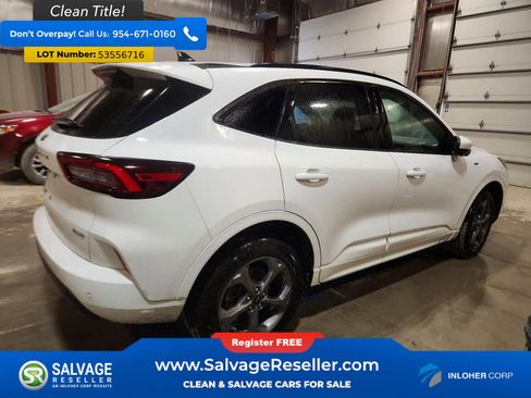 Used 2023 Ford Escape ST-Line Select w/ Tech Pack #2 AWD/4WD image 4