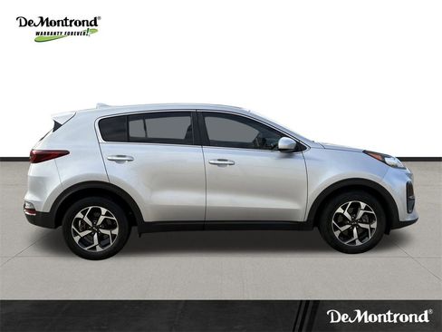 Used 2020 Kia Sportage LX image 4