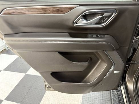 Used 2021 Chevrolet Tahoe Z71 image 18