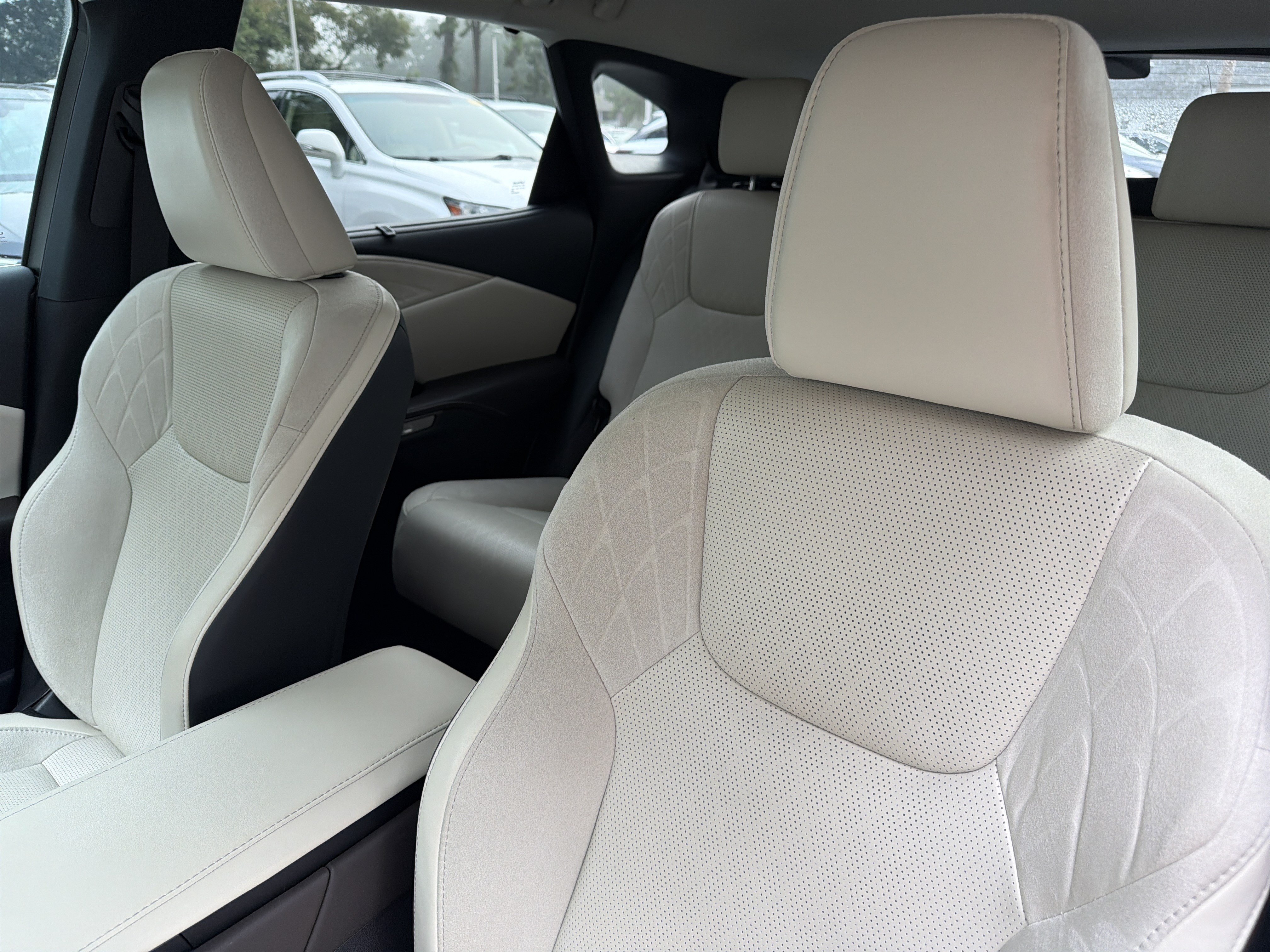 Used 2024 Lexus RX 350 w/ Convenience Package AWD/4WD image 17