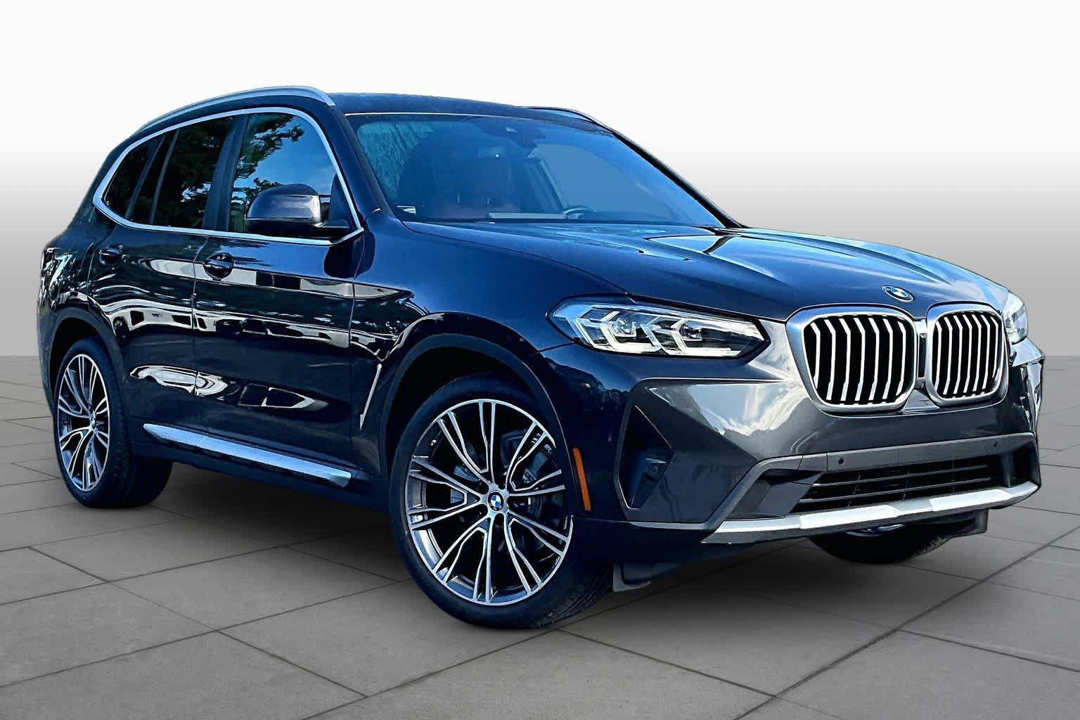 Used 2023 BMW X3 sDrive30i w/ Premium Package RWD image 3