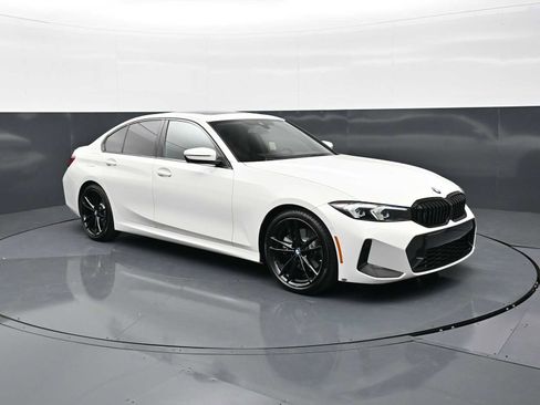 Certified 2024 BMW 330i Sedan w/ M Sport Package RWD image 3